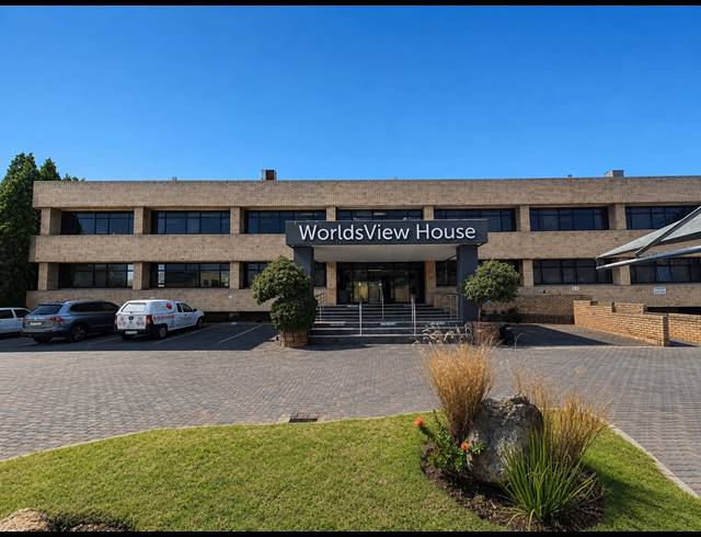 1,832M² OFFICE FOR SALE IN WOODMEAD